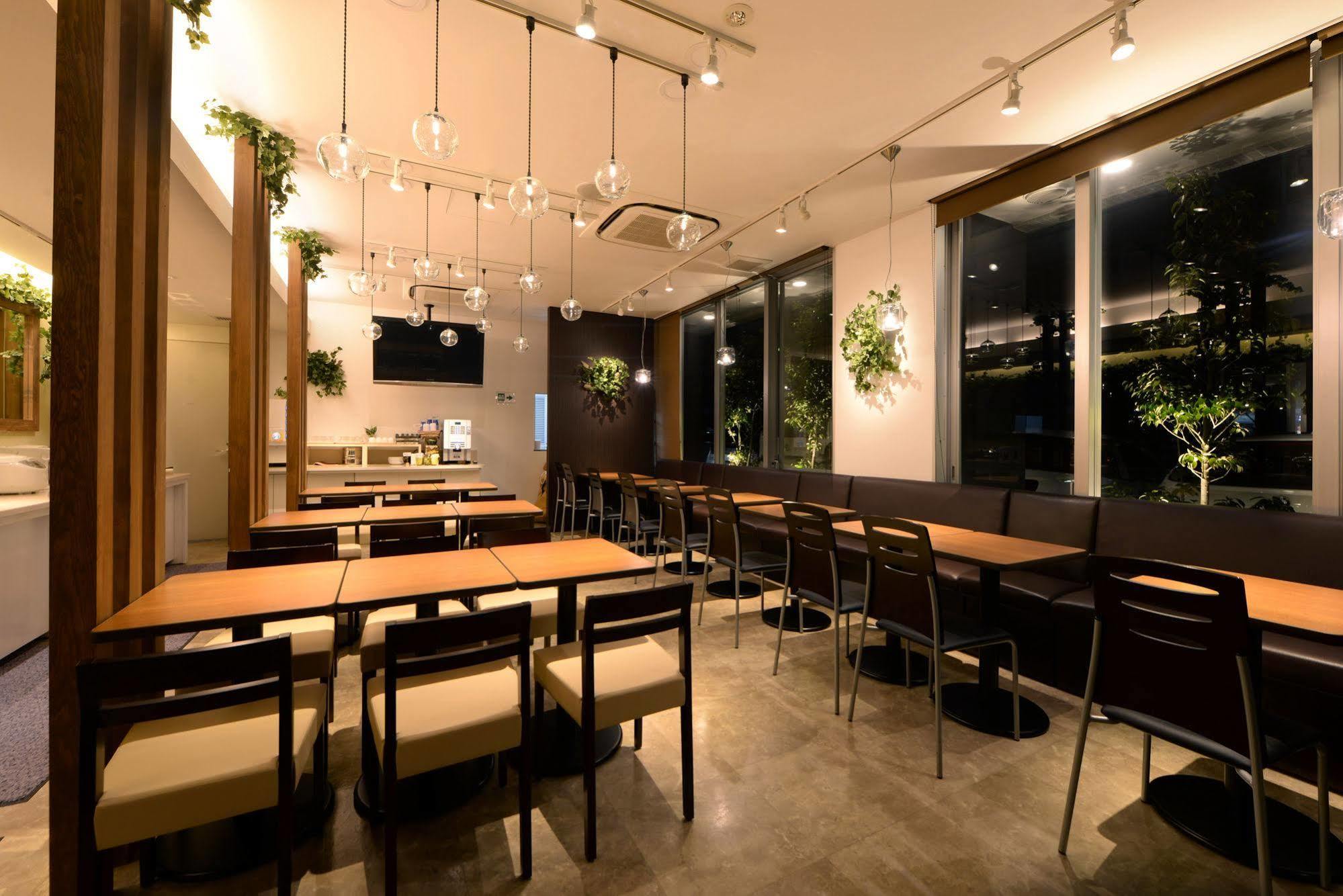 Vessel Inn Hiroshima Station Εξωτερικό φωτογραφία